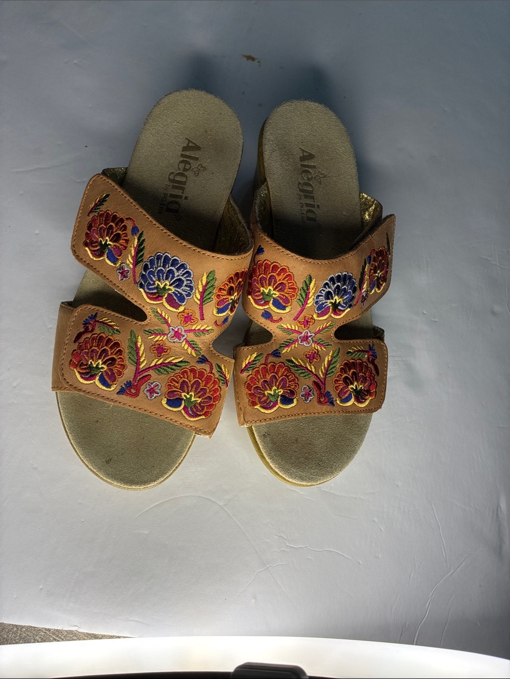 Alegria Tan Leather Slide Mules with Multicolor Floral Embroidery size 8.5